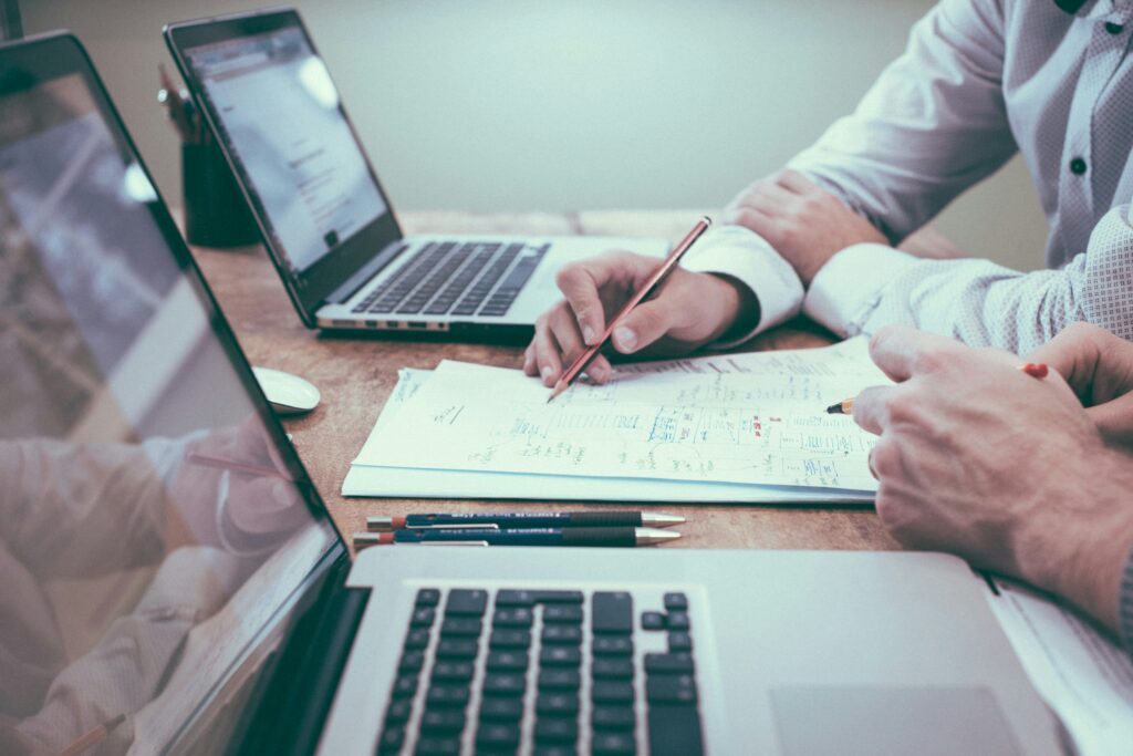 découvrez nos nombreux services pour répondre à tous vos besoins, que ce soit en matière de santé, de bien-être, de loisirs ou encore de formation. profitez d'une gamme complète de prestations de qualité pour vous accompagner dans votre vie quotidienne.